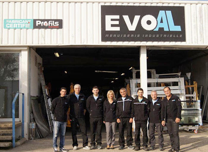 Equipe EVOAL - Fabricant Certifié Profils Systèmes