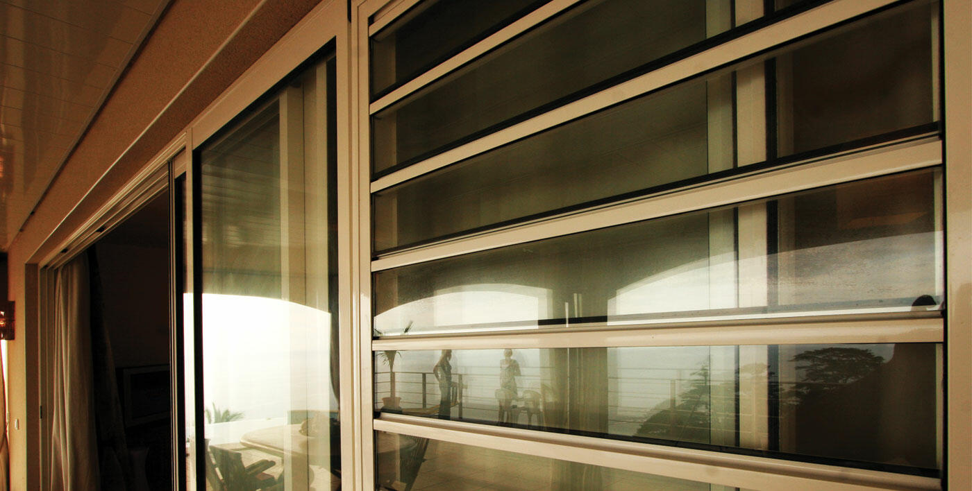 Trinidad aluminum traditional louver window Casement Windows and